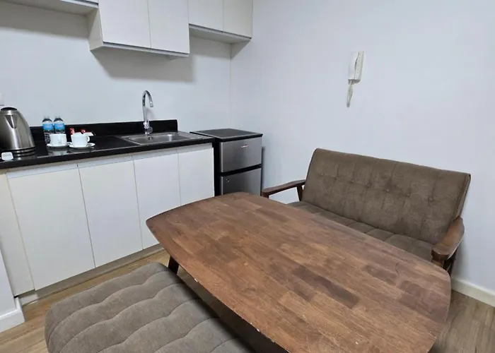 Apartment Ayala Solinea *