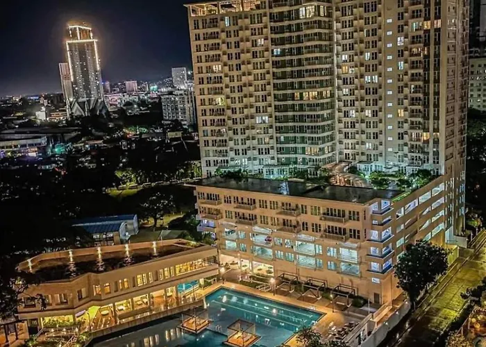 Ayala Solinea Apartment *